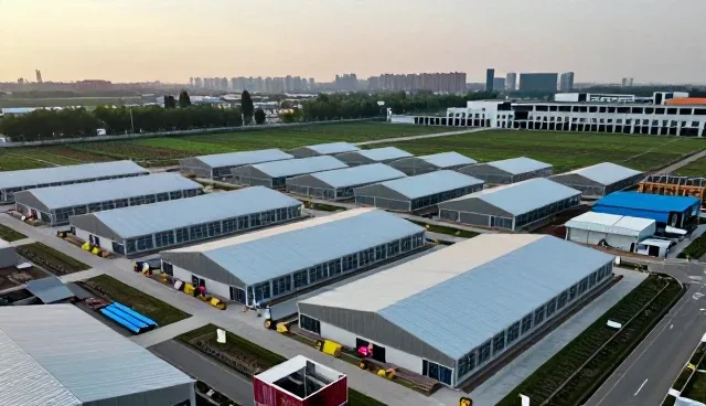 墙体装饰在商业空间中的多场景适配方案解析